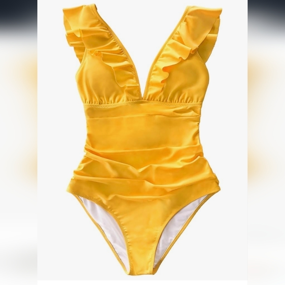Cupshe XXL Seaside Ruffled Vneck Swimsuit